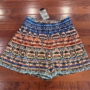 bebe boho printed Turkish flare shorts size 2 NWT